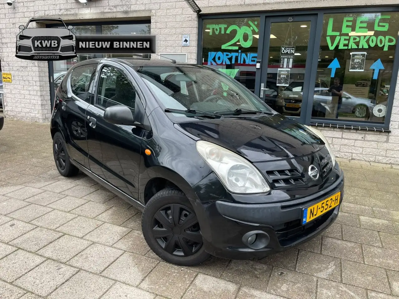 Nissan Pixo