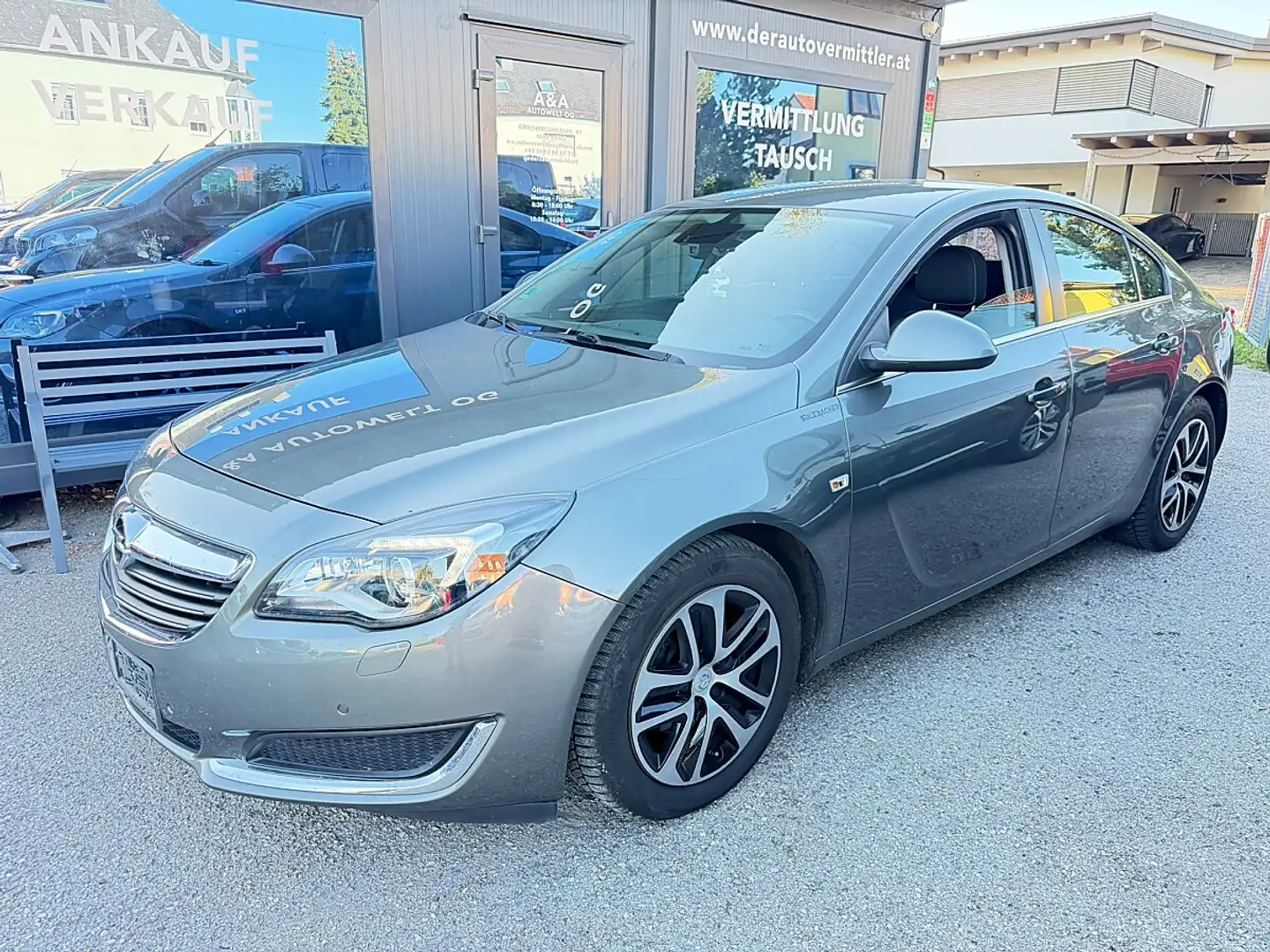 Opel Insignia 1.6 CDTI Edition Grau - 2