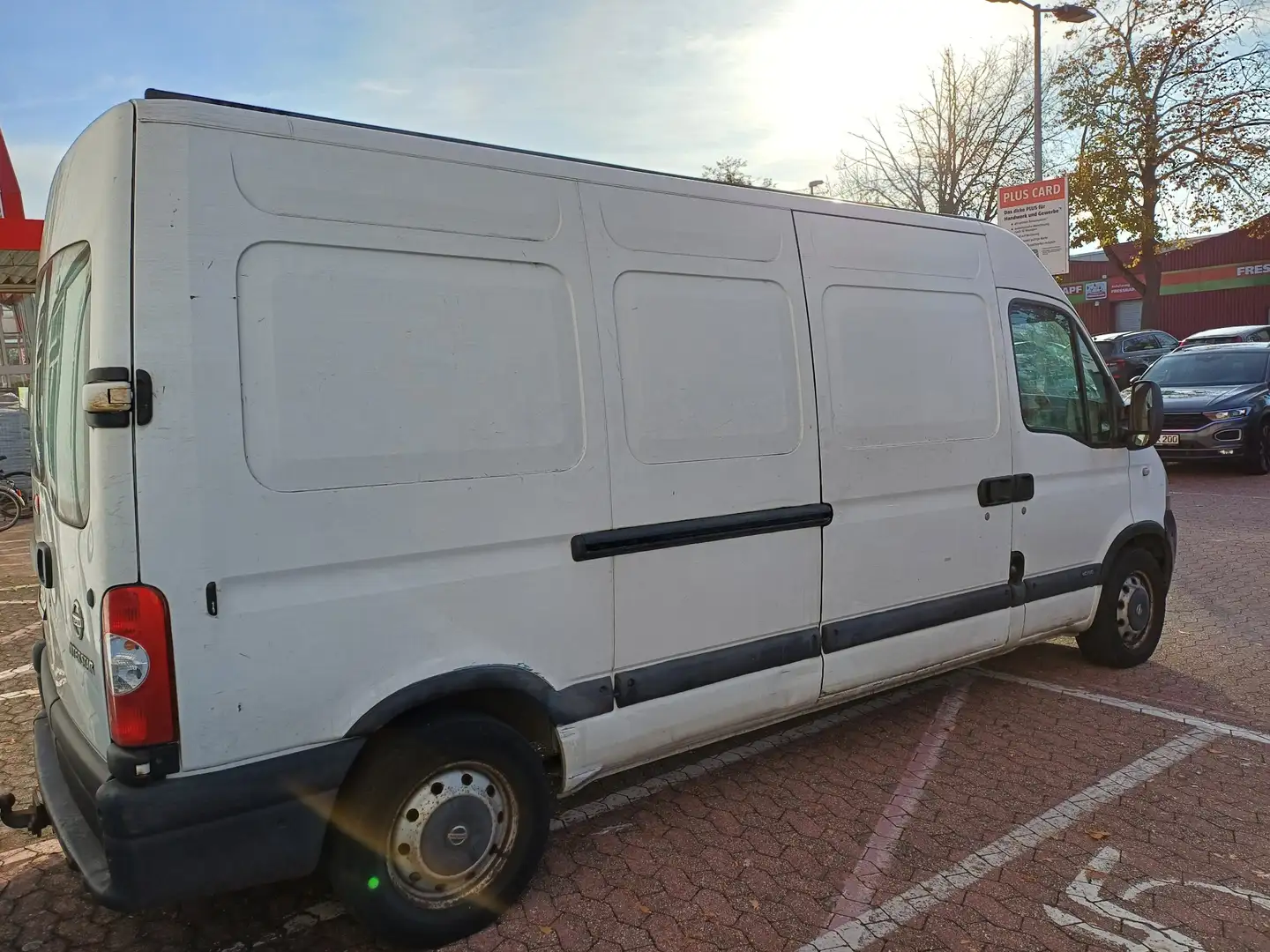 Nissan Interstar Interstar dCi 150 L2H2  bis Tüv 03/2027 Weiß - 2