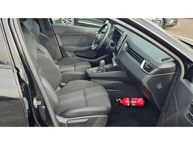 Renault Clio view 13