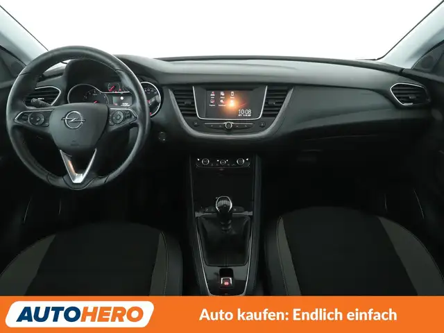 Opel Grandland view 12