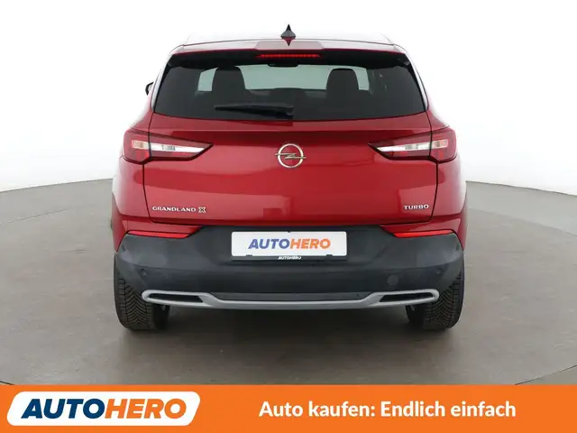 Opel Grandland view 5