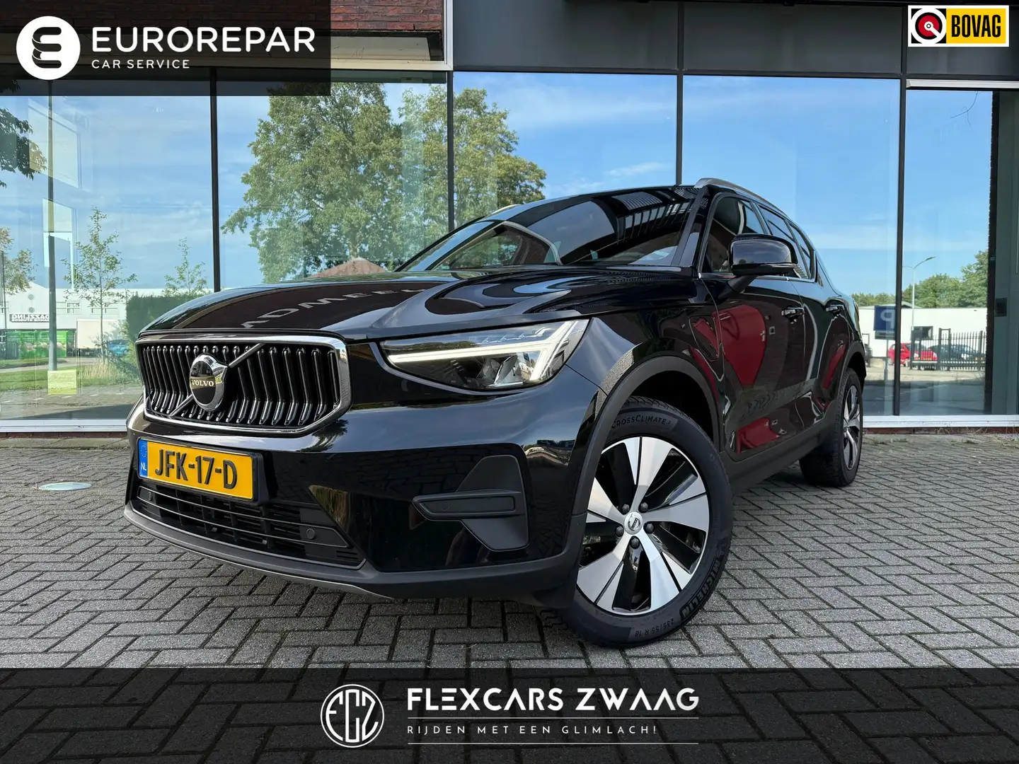 Volvo XC40 1.5 T4 Recharge Inscription Expression - Automaat Zwart - 1