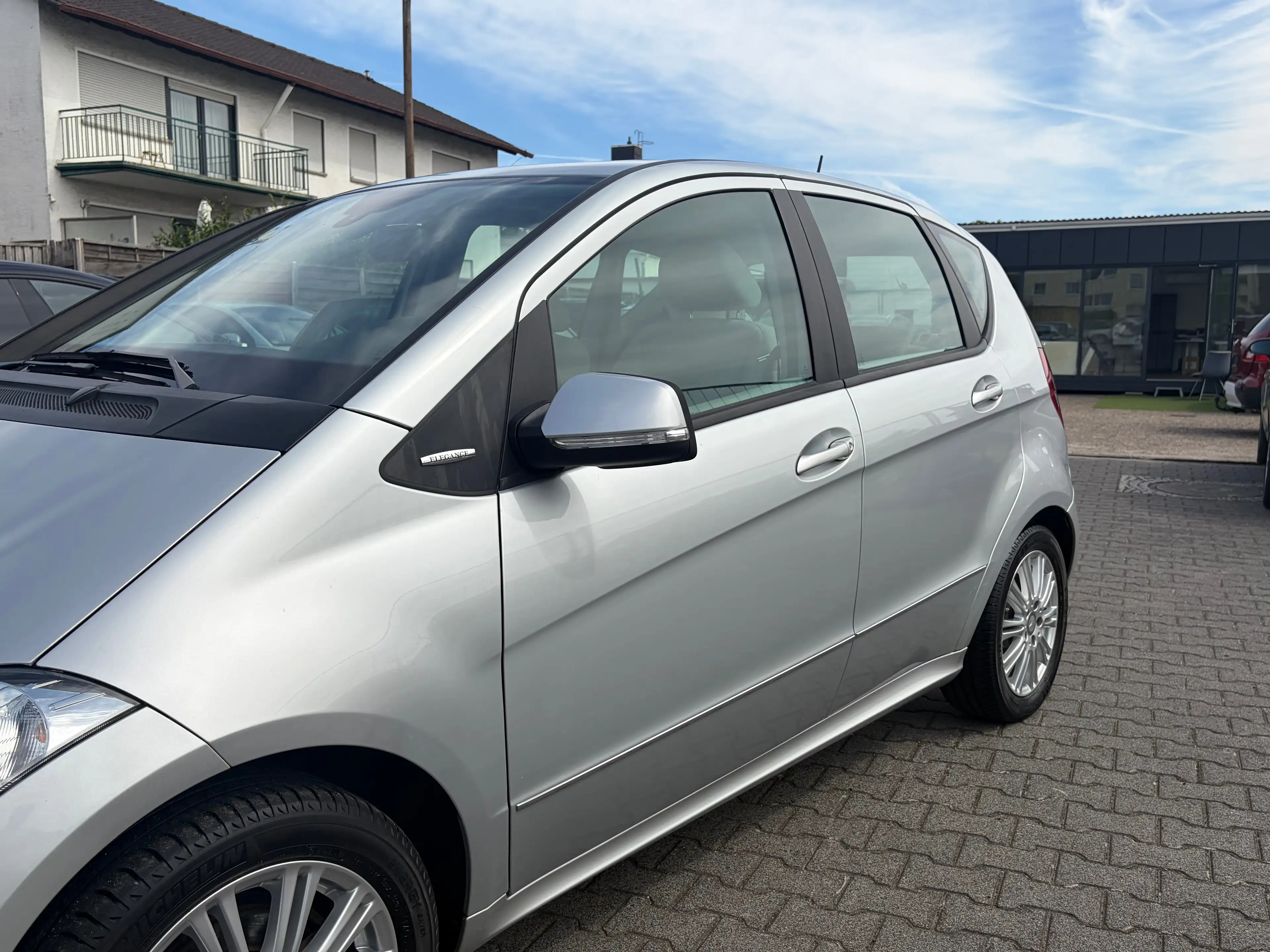 Mercedes-Benz A 180 A 180 CDI 5-türig*Automatik*SHZ*Temp.*Schiebe-Dach*Pano*BT*Navi* — photo 3