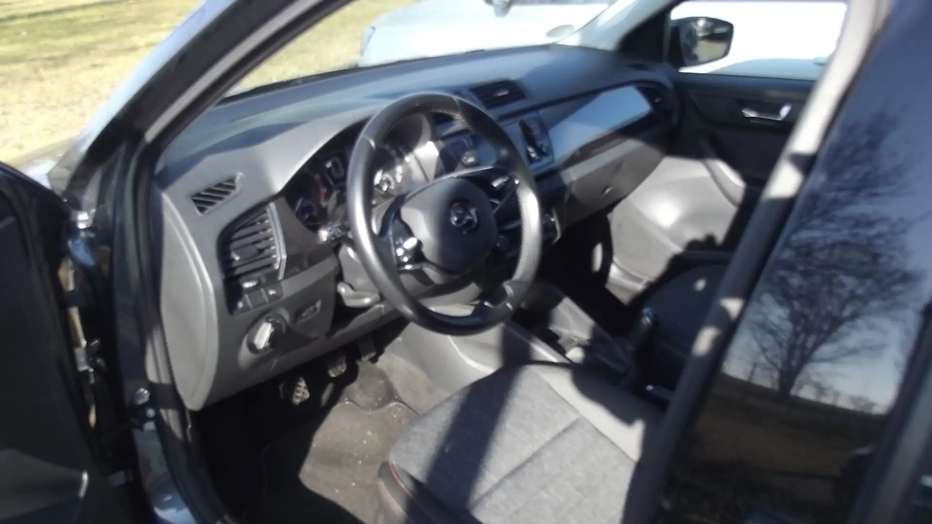 Skoda Fabia Clever Klimaautomatik,Parkpilot v.u h. Gris - 2