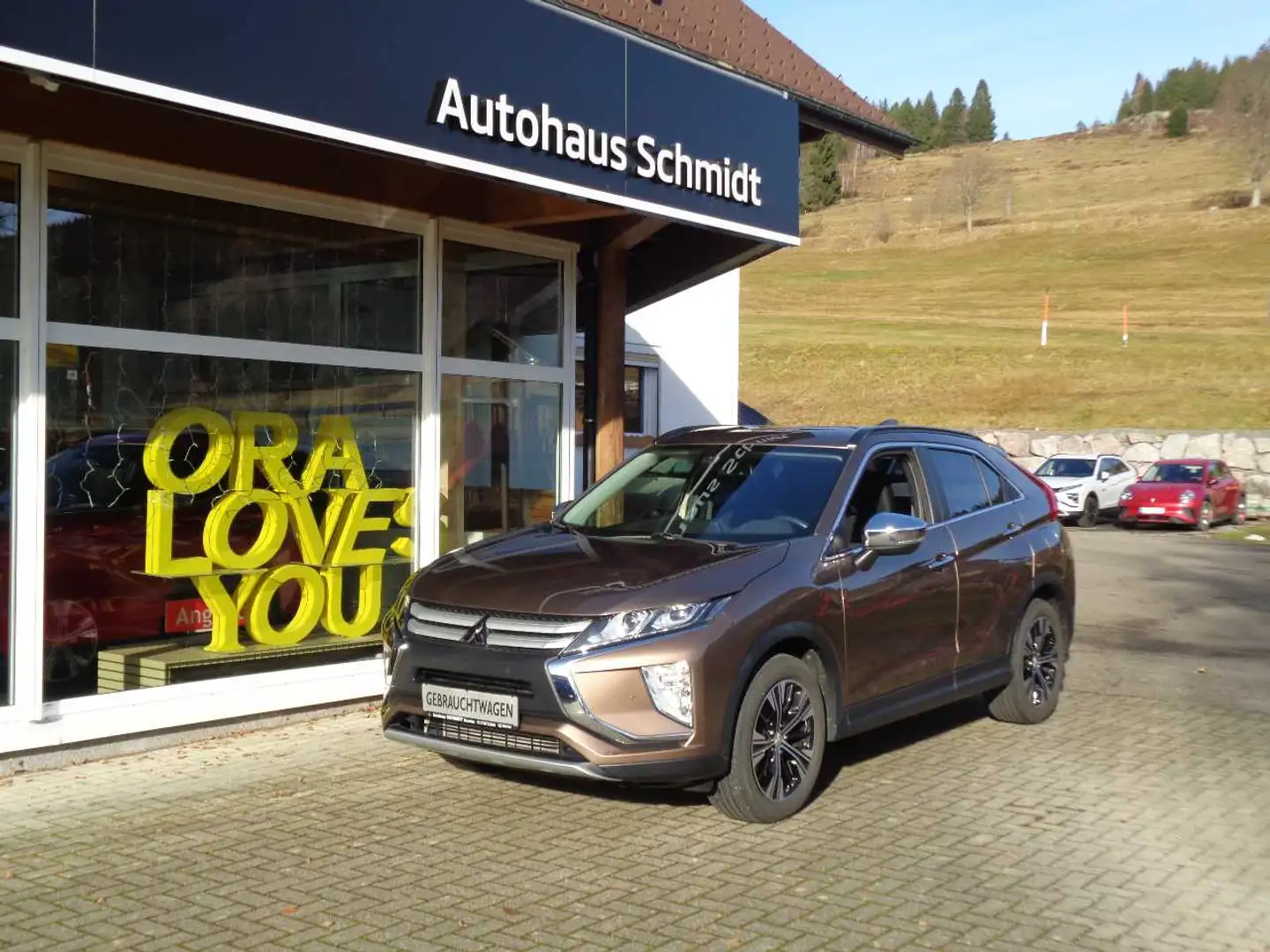 Mitsubishi Eclipse Cross Diamant Edition 1.5 T- 2WD AUTOMATIC Braun - 2