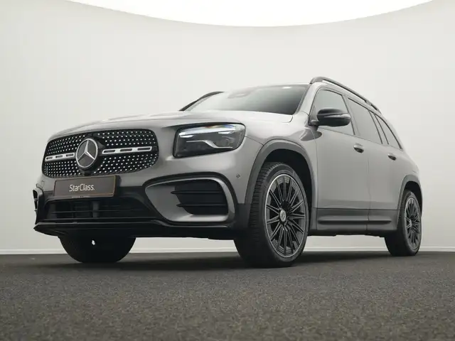 Mercedes-Benz GLB Class view 10