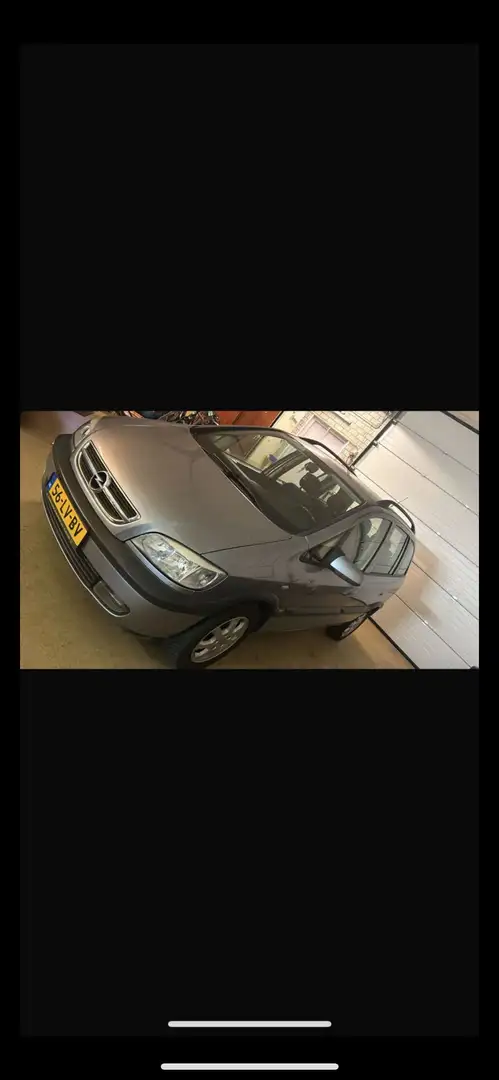 Opel Zafira 1.8-16V Elegance Grijs - 1