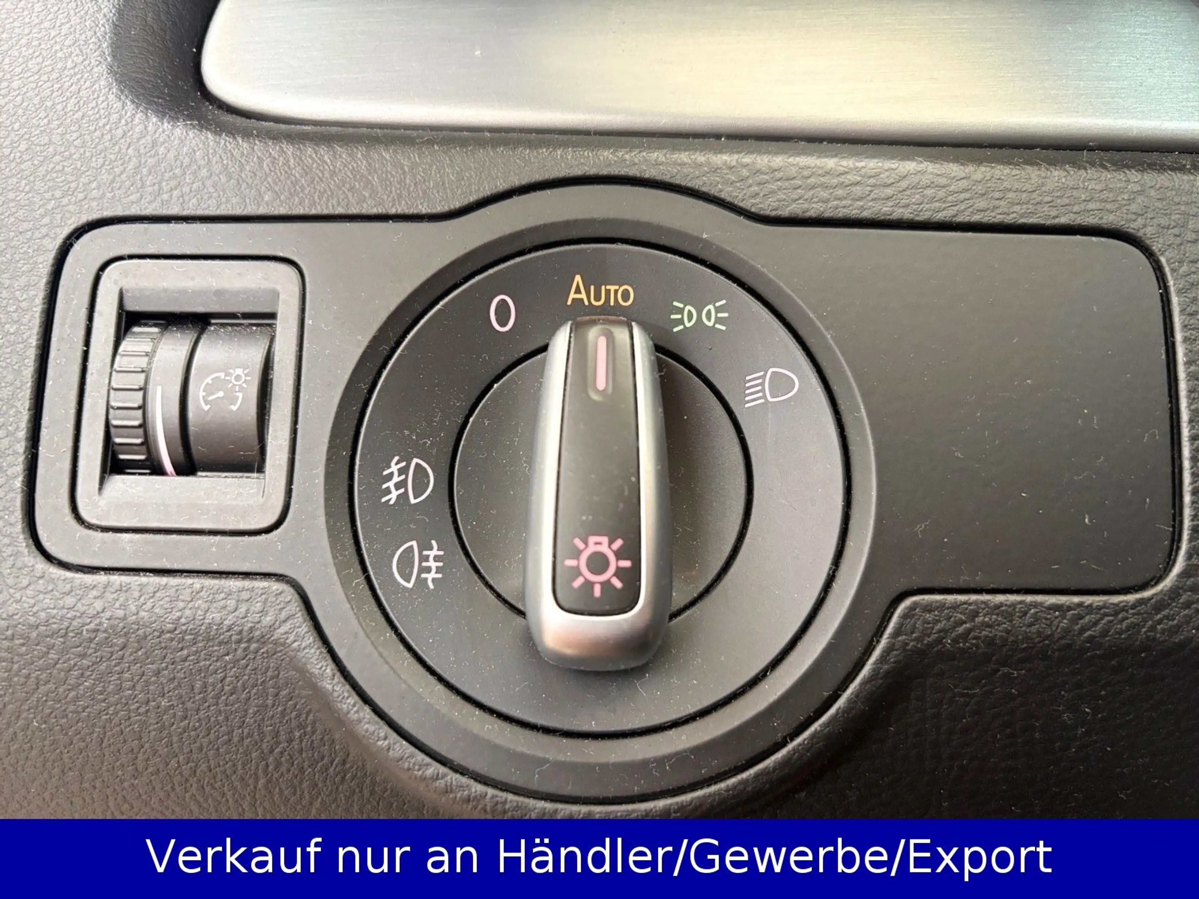 Volkswagen CC 3.6 V6 4x4 Automatik Xenon SHZ Navi PDC — photo 15