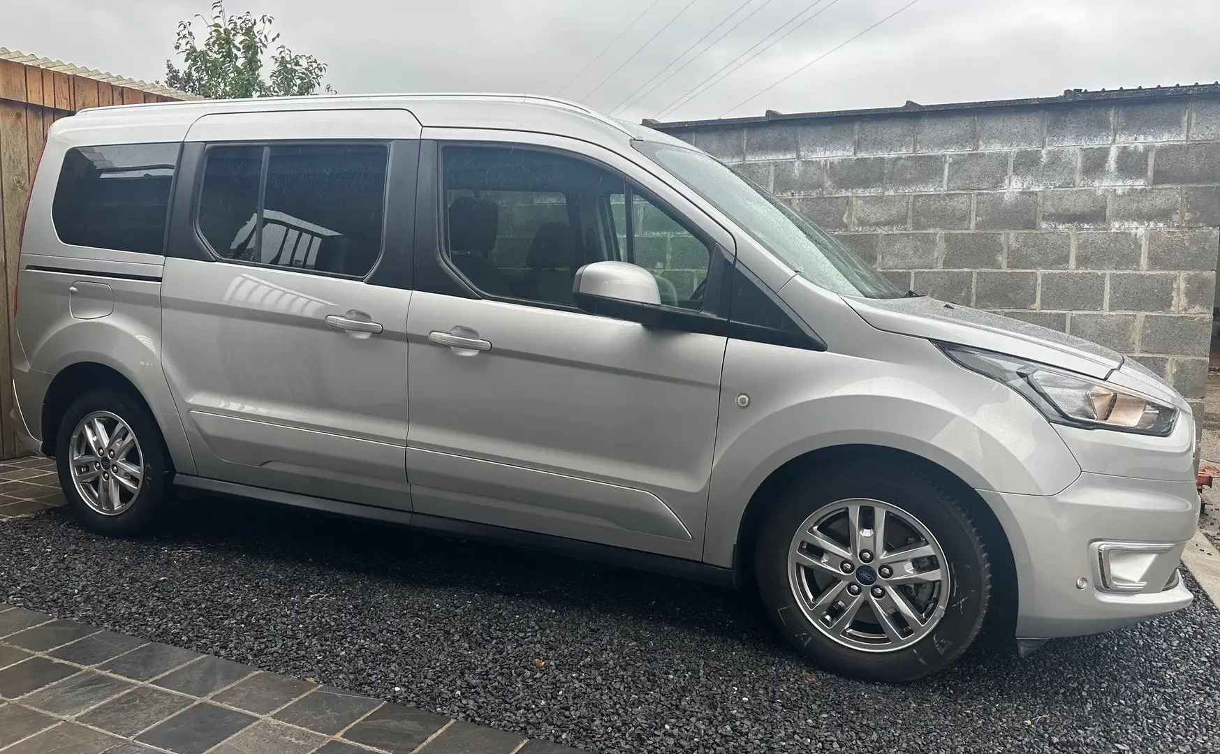 Ford Tourneo Connect 1.5 EcoBlue 7 Zit Pano Lineass Dodehoek CarPlay Argent - 1