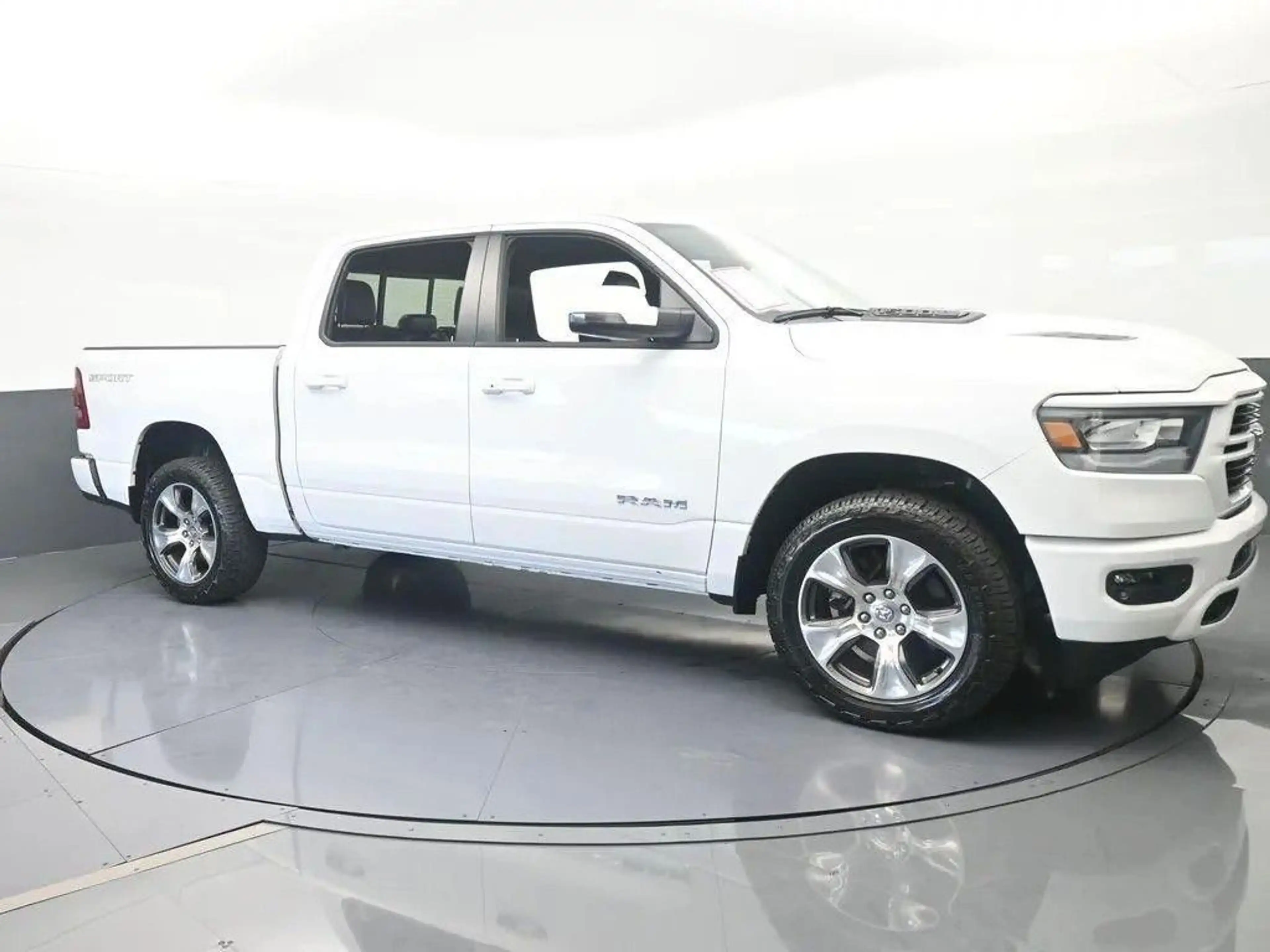 Dodge RAM Ram 1500 5.7L Laramie Sport unfallfrei 4X4 5,7 — photo 2