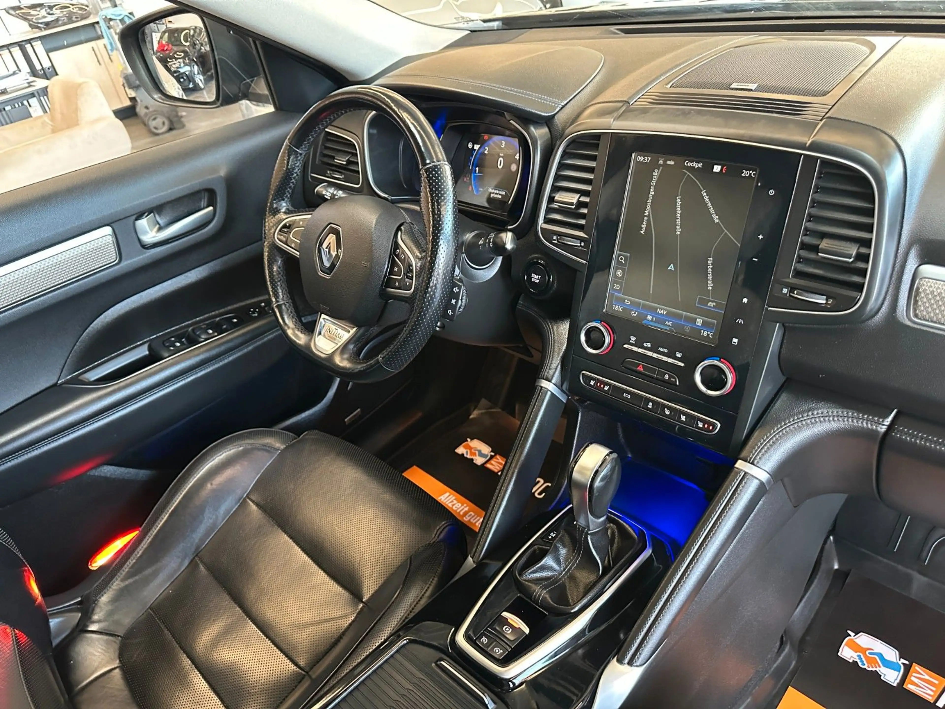 Renault Koleos Initiale Paris 4x4 *LED*Kamera*Pano* — photo 7