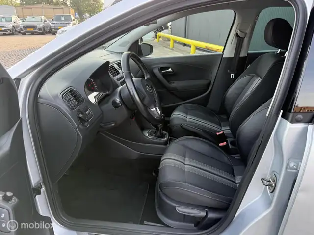 Volkswagen Polo view 10