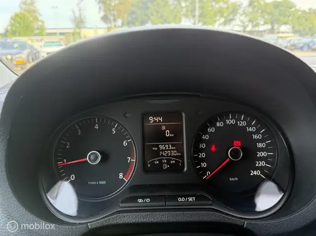Volkswagen Polo view 15