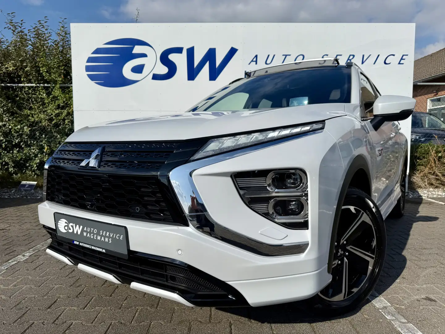 Mitsubishi Eclipse Cross 2.4 PHEV Instyle | Pano | CarPlay | ACC | 360* Cam Blanc - 2