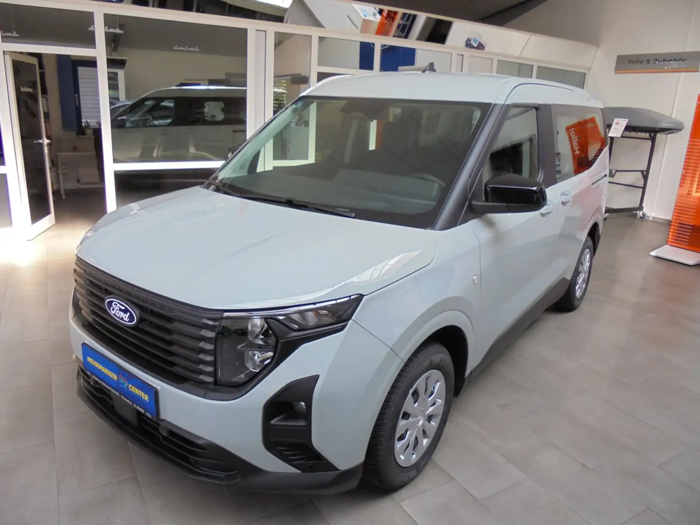 Ford Tourneo Courier Courier 1.0ltr. Eco Boost Automatik  Trend Grijs - 1