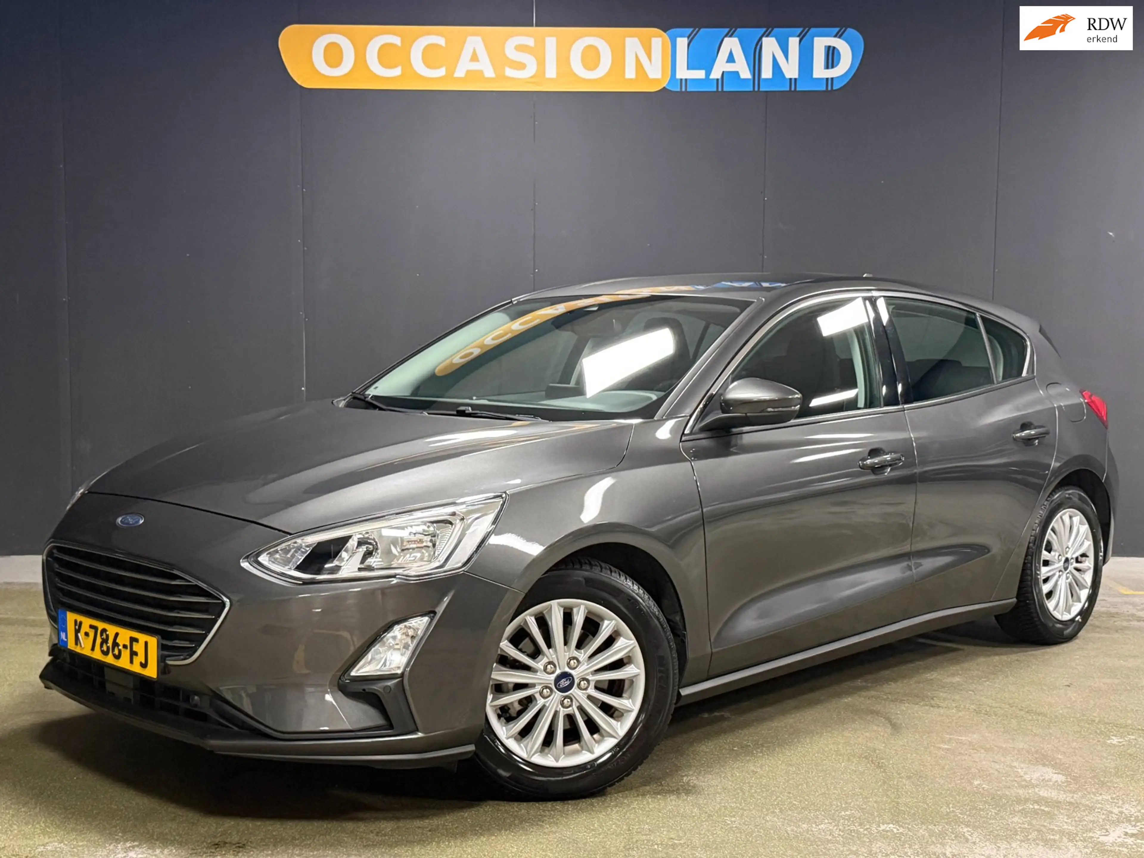 Ford Focus 1.0 EcoBoost ST Line Business|PDC|KEYLESS|CRUISE|S