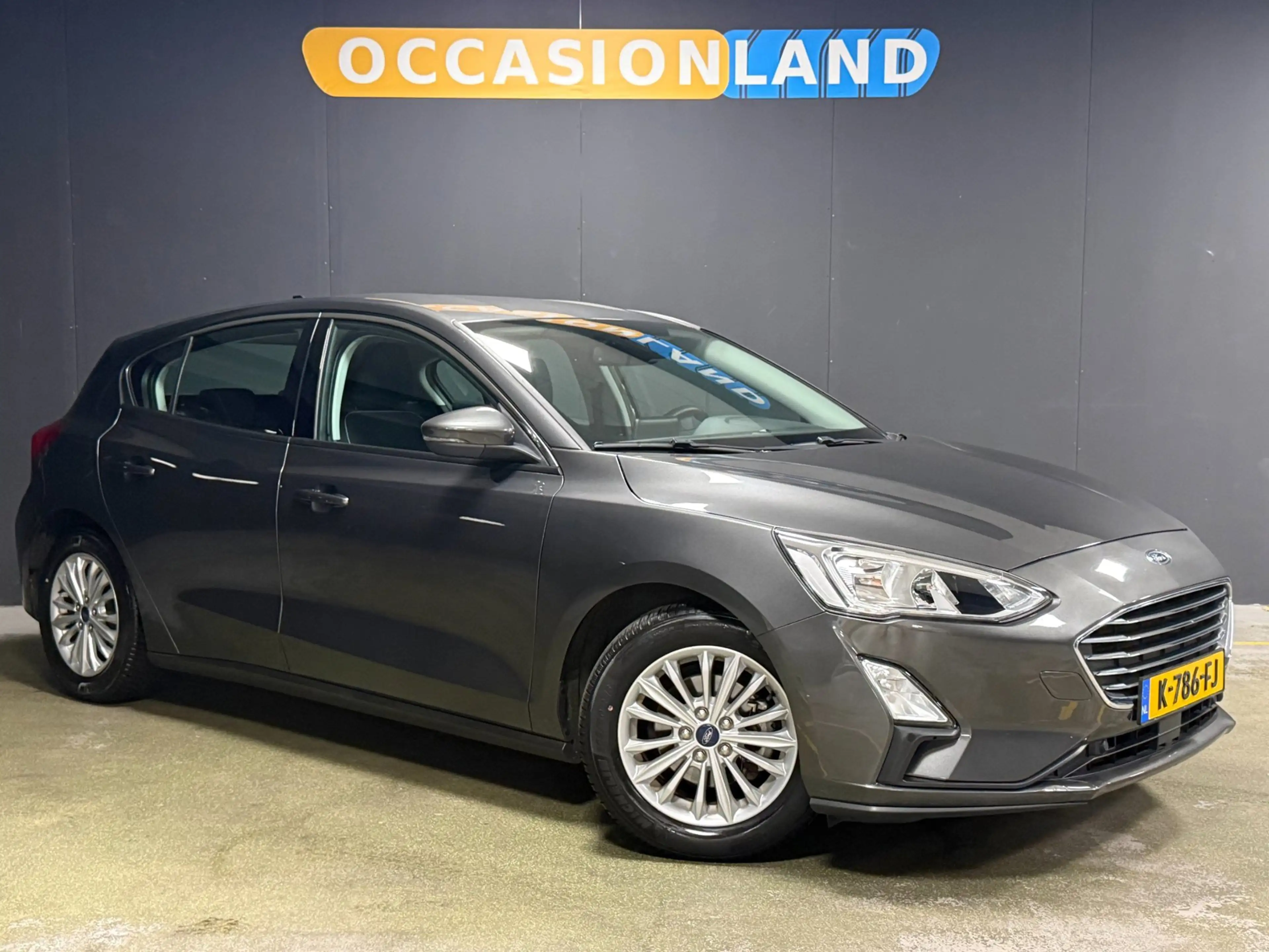 Ford Focus 1.0 EcoBoost ST Line Business|PDC|KEYLESS|CRUISE|S — photo 4