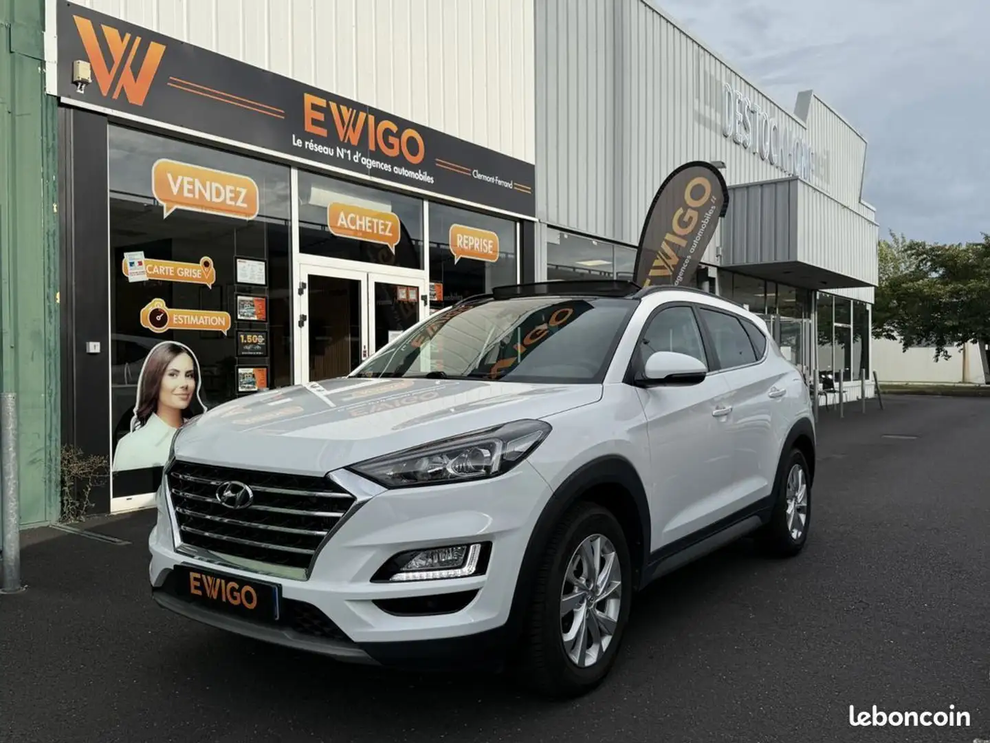 Hyundai TUCSON 1.6 crdi 115 creative 2wd camera de recul toit ouvrant panoramique 2eme main Blanco - 1