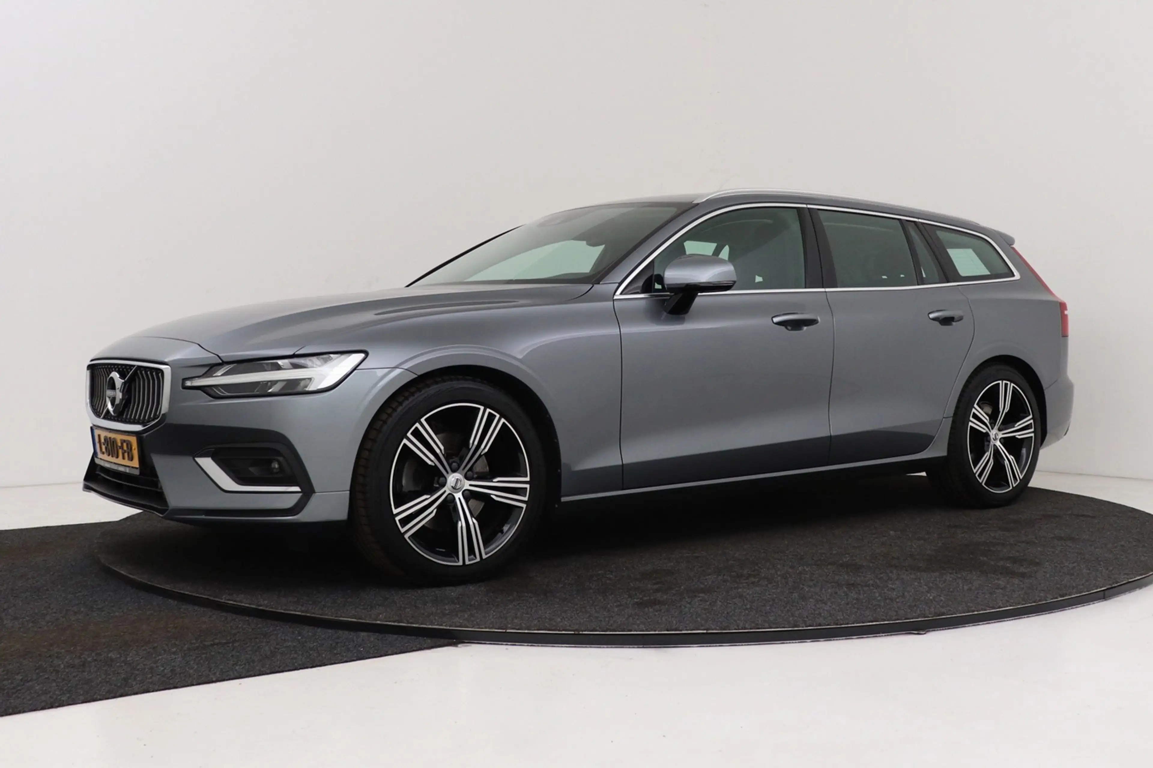Volvo V60 2.0 B4 Inscription | Trekhaak | Org NL | Comfortst — photo 5
