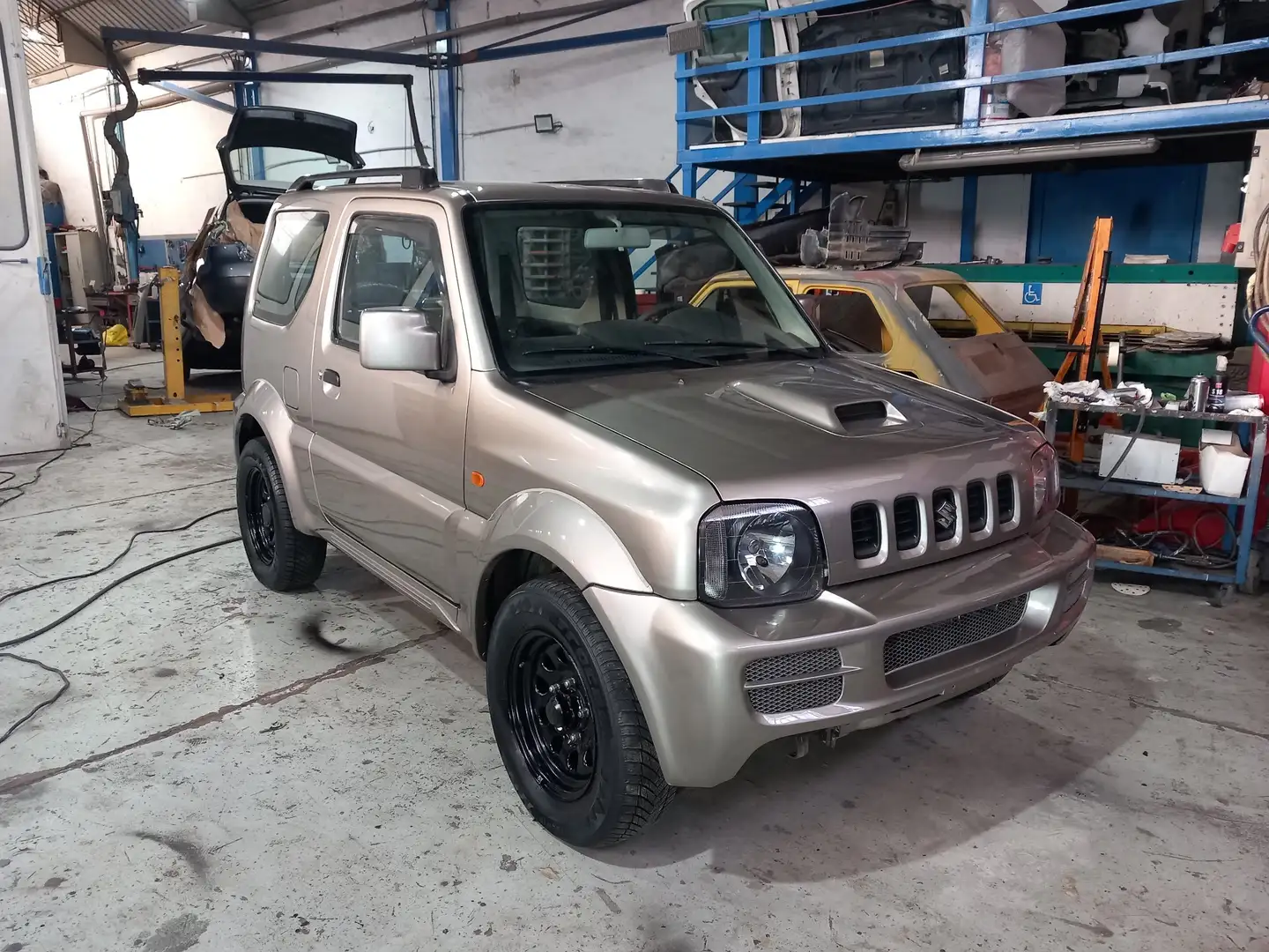 Suzuki Jimny 1.5 ddis JLX 4wd - 2