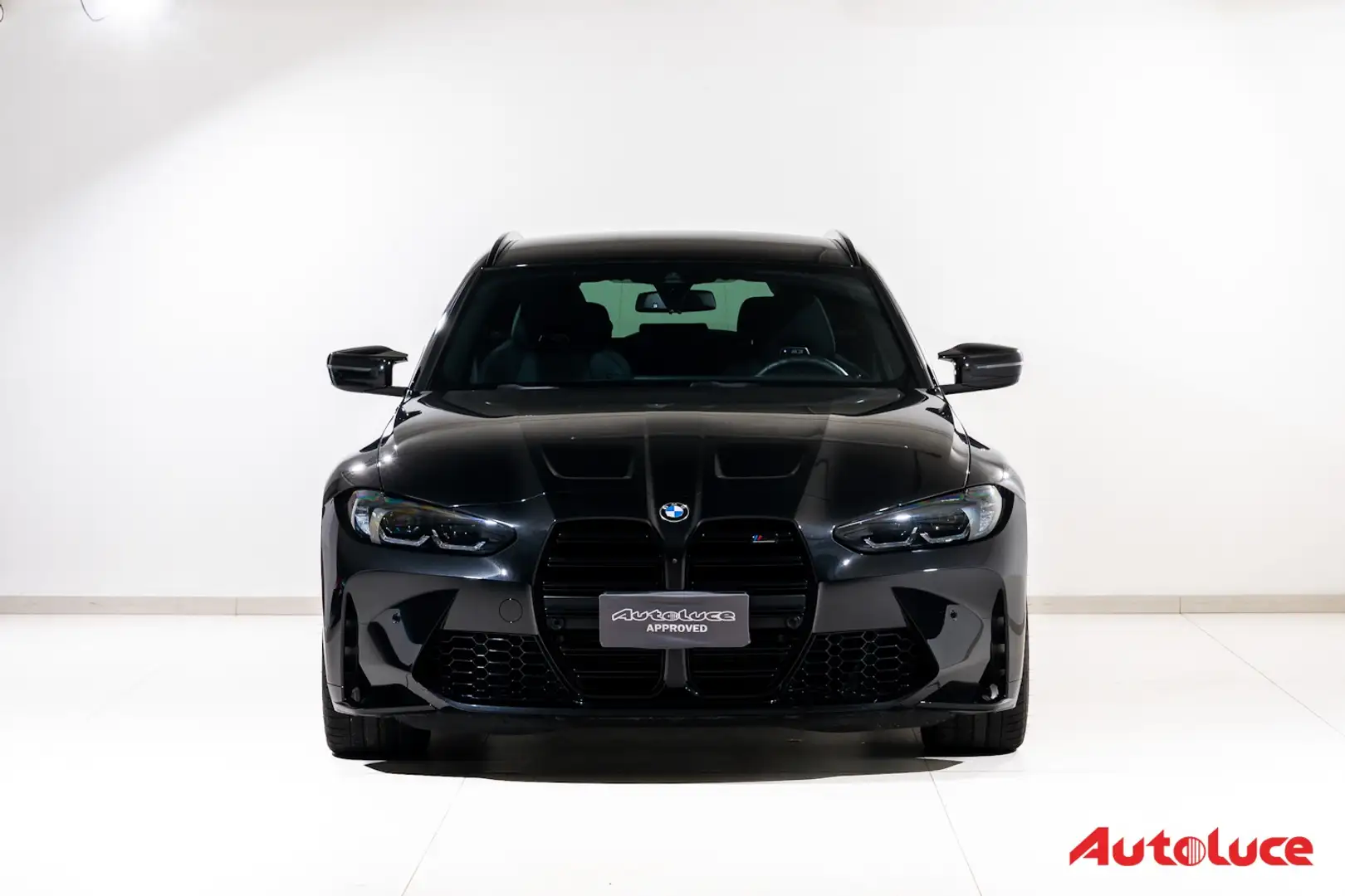 BMW M3 Competition M xDrive Touring Zwart - 2