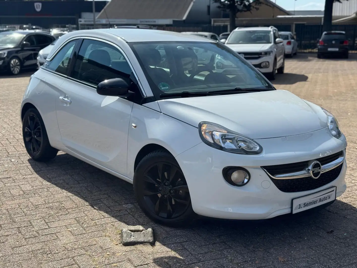 Opel Adam 1.2 GLAM AIRCO CRUISE CTRL MULTIFUNCTIONEEL STUUR Blanc - 2