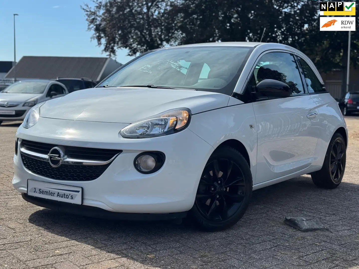 Opel Adam 1.2 GLAM AIRCO CRUISE CTRL MULTIFUNCTIONEEL STUUR Blanc - 1