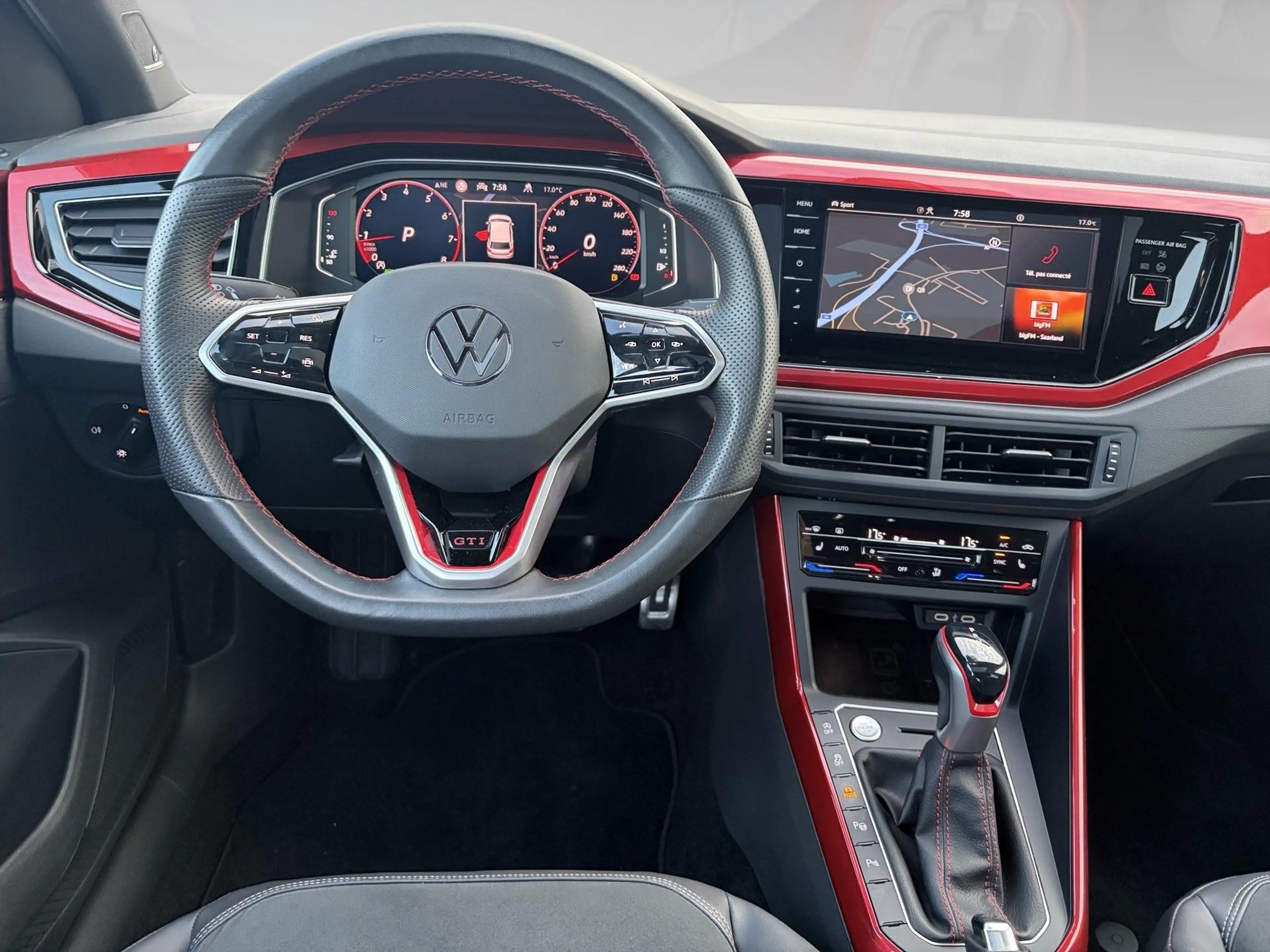 Volkswagen Polo GTI 2.0 TSI 152kW DSG7 — photo 8