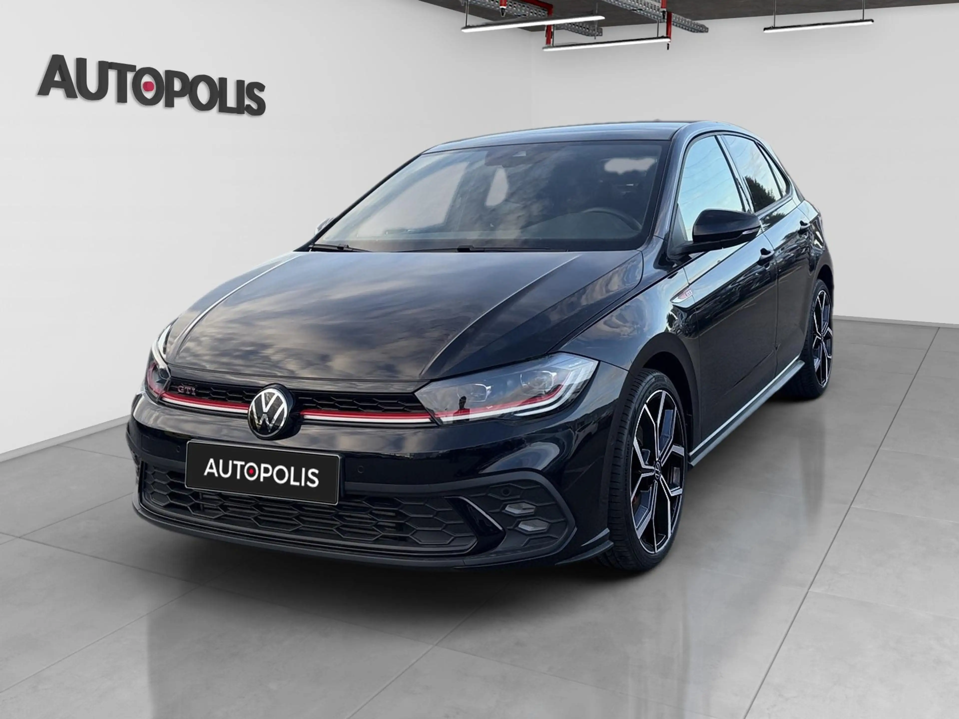 Volkswagen Polo GTI 2.0 TSI 152kW DSG7 — photo 15