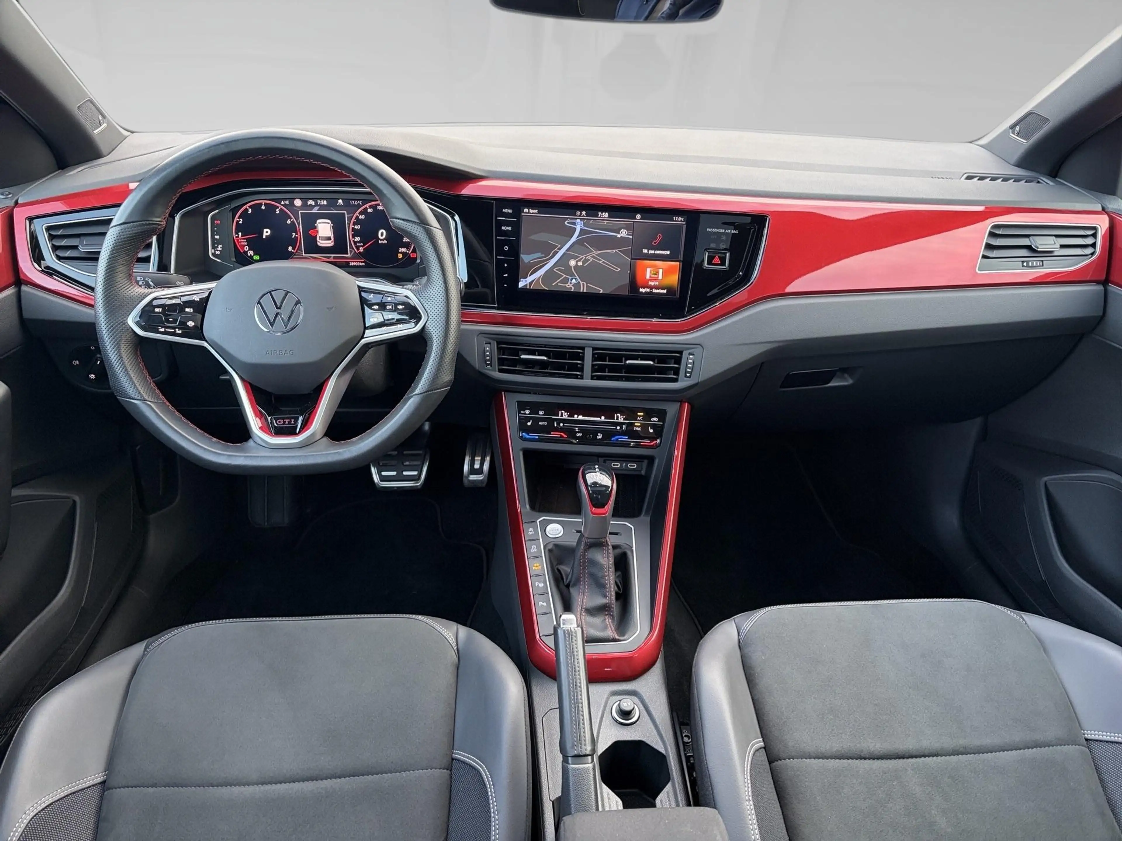Volkswagen Polo GTI 2.0 TSI 152kW DSG7 — photo 3