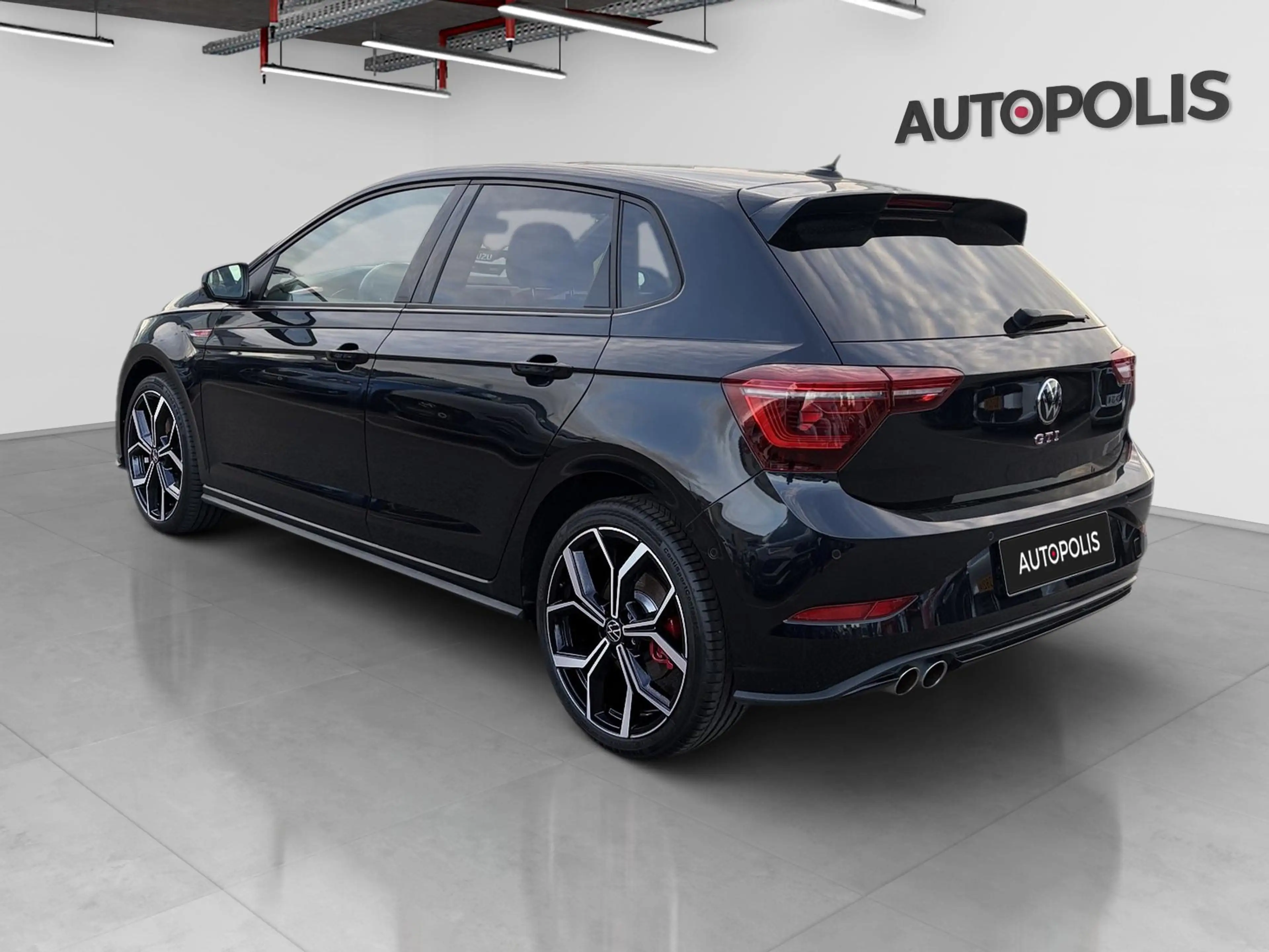 Volkswagen Polo GTI 2.0 TSI 152kW DSG7 — photo 2