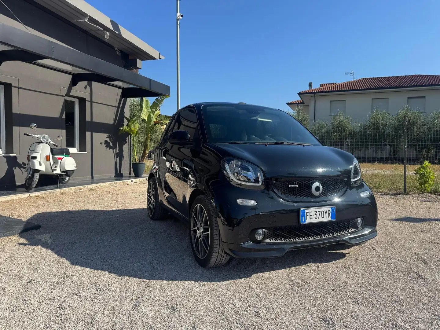 smart forTwo Fortwo Cabrio 1.0 Brabus Xclusive 109cv Schwarz - 1