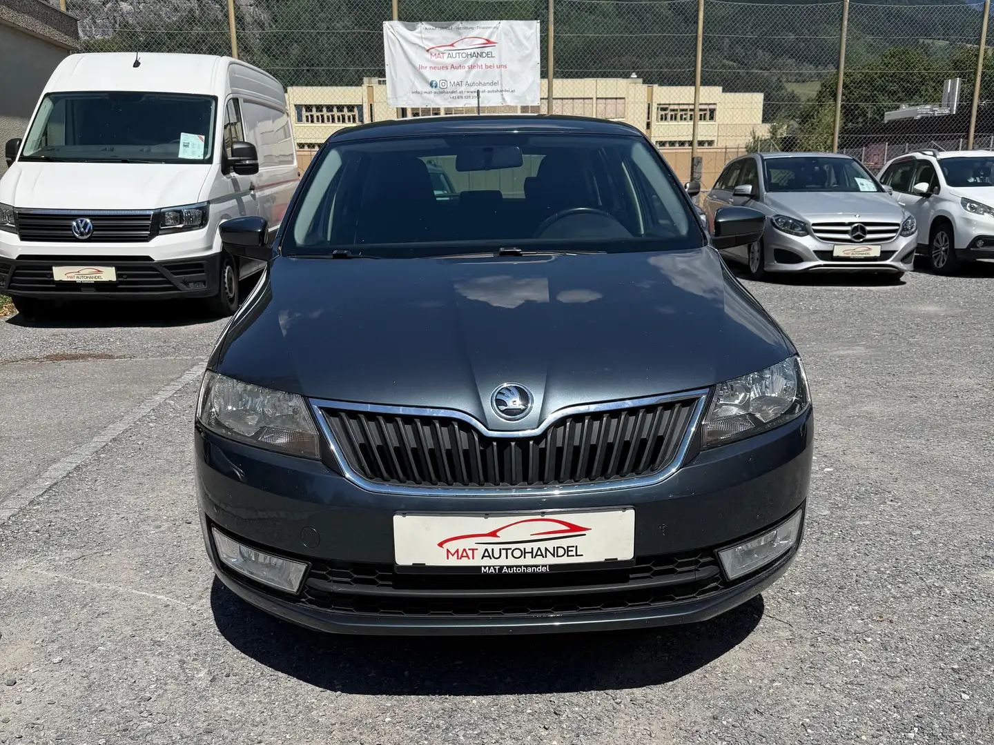 Skoda Rapid/Spaceback Rapid Spaceback 1,6 TDI Ambition /AHK/Tempomat/SHZ Grau - 2