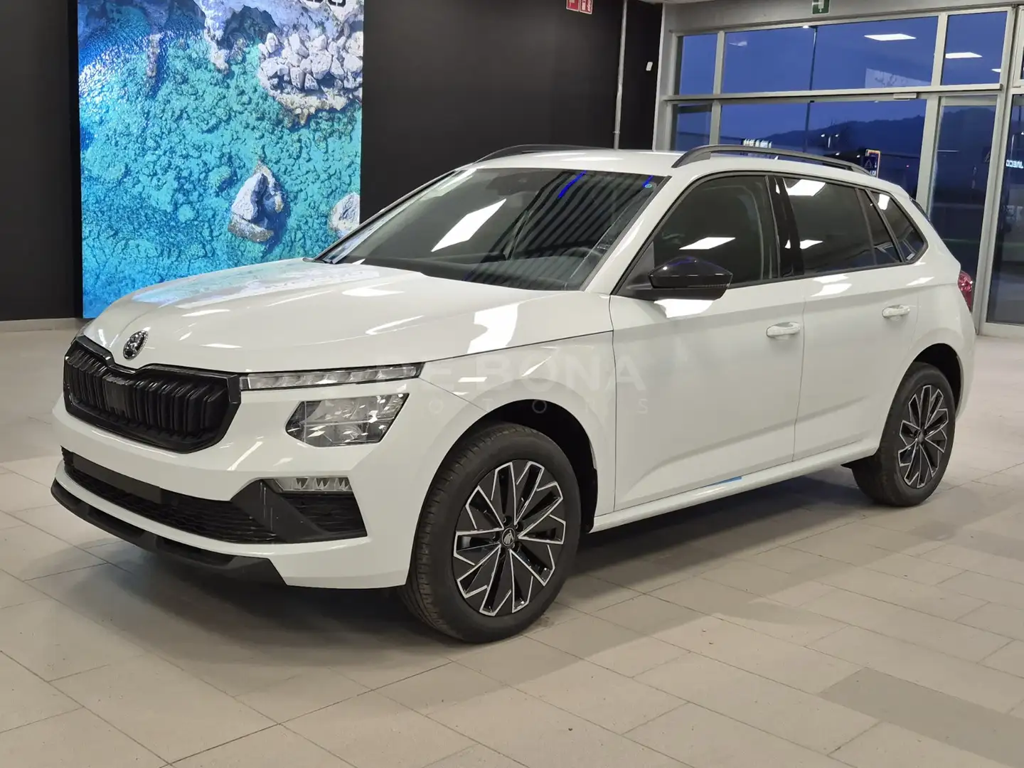 Skoda Kamiq 1.0 tsi black dots 115cv Bianco - 1