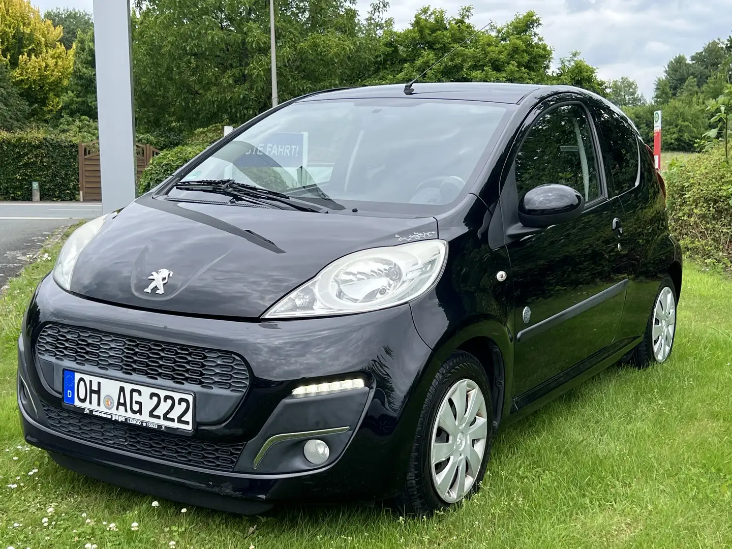 Peugeot 107 107 (70) 68 envy Schwarz - 1