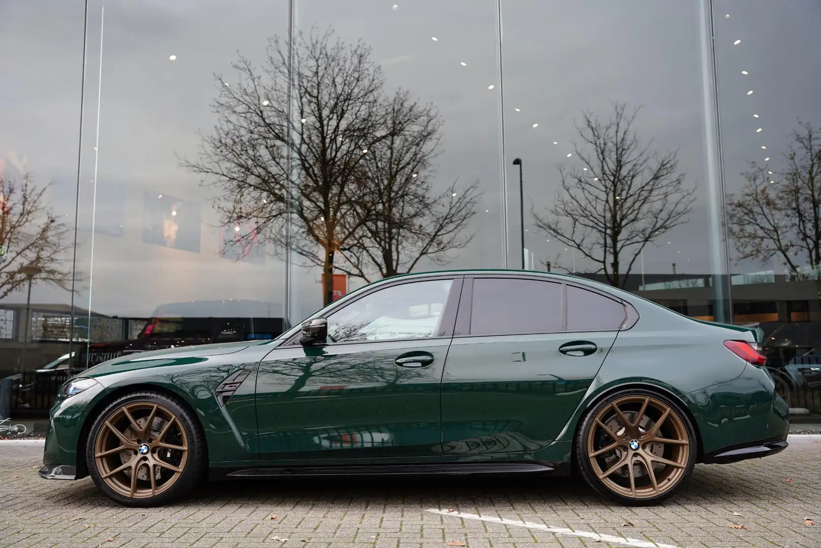BMW M3 3-serie X-Drive Competition Individual Carbon NL-A Groen - 2