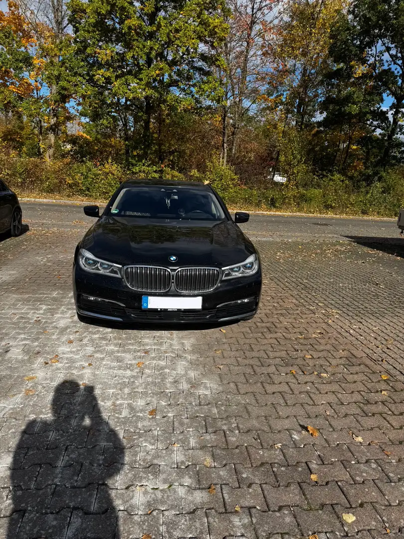BMW 740 740 d xDrive Head-Up Massage Sitze Schwarz - 1