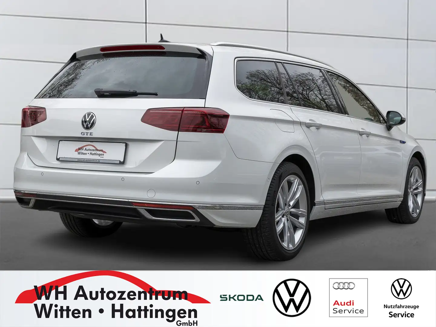 Volkswagen Passat Variant 1.4 TSI DSG GTE STANDHZG AHK MATRIX-LED ACC REA... Weiß - 2