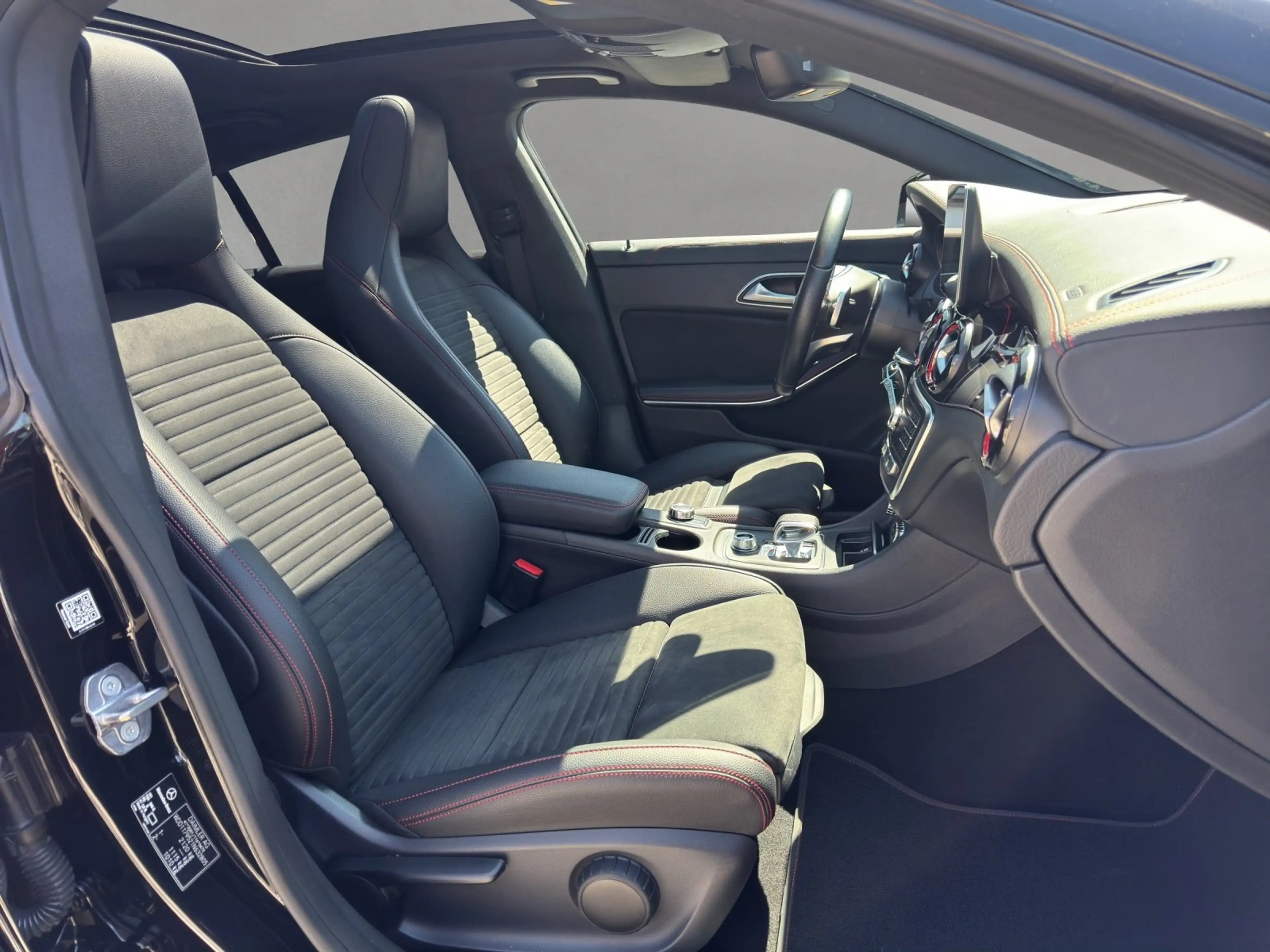 Mercedes-Benz CLA 45 AMG 4M SB/PANORAMA-DACH/KAMERA/ — photo 8