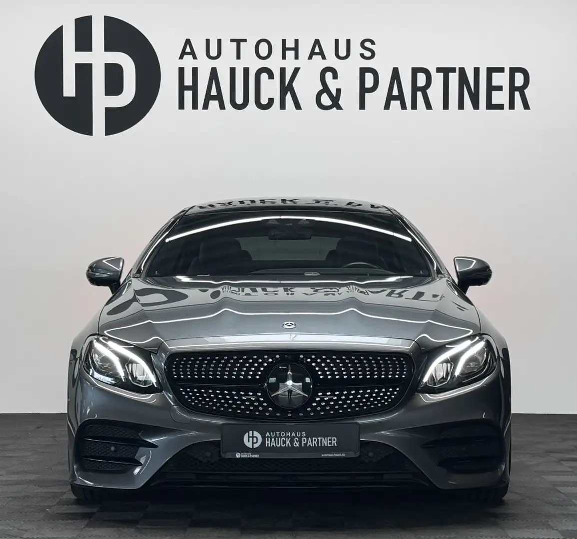 Mercedes-Benz E 300 d Coupé AMG*E53*Virtual*Pano*Burmester*H&R Gris - 2