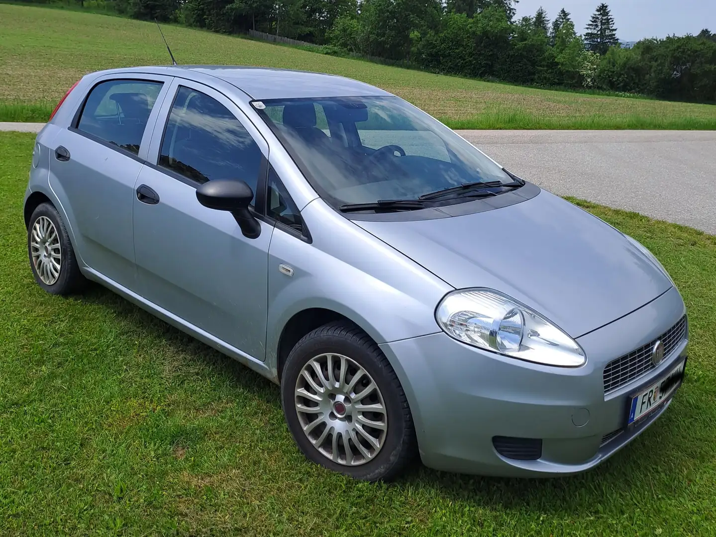 Fiat Punto 199/BXH1A/20 Grau - 1