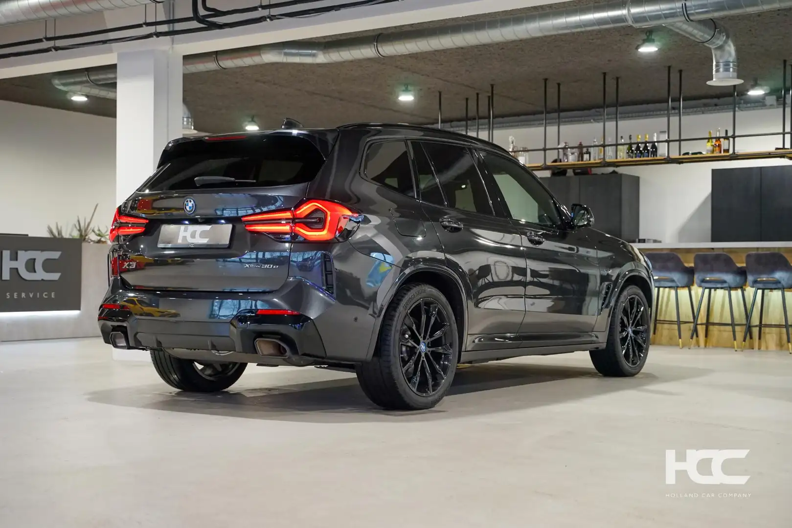 BMW X3 xDrive30e | M Sport | Pano | Trekhaak | Carbon Gris - 2