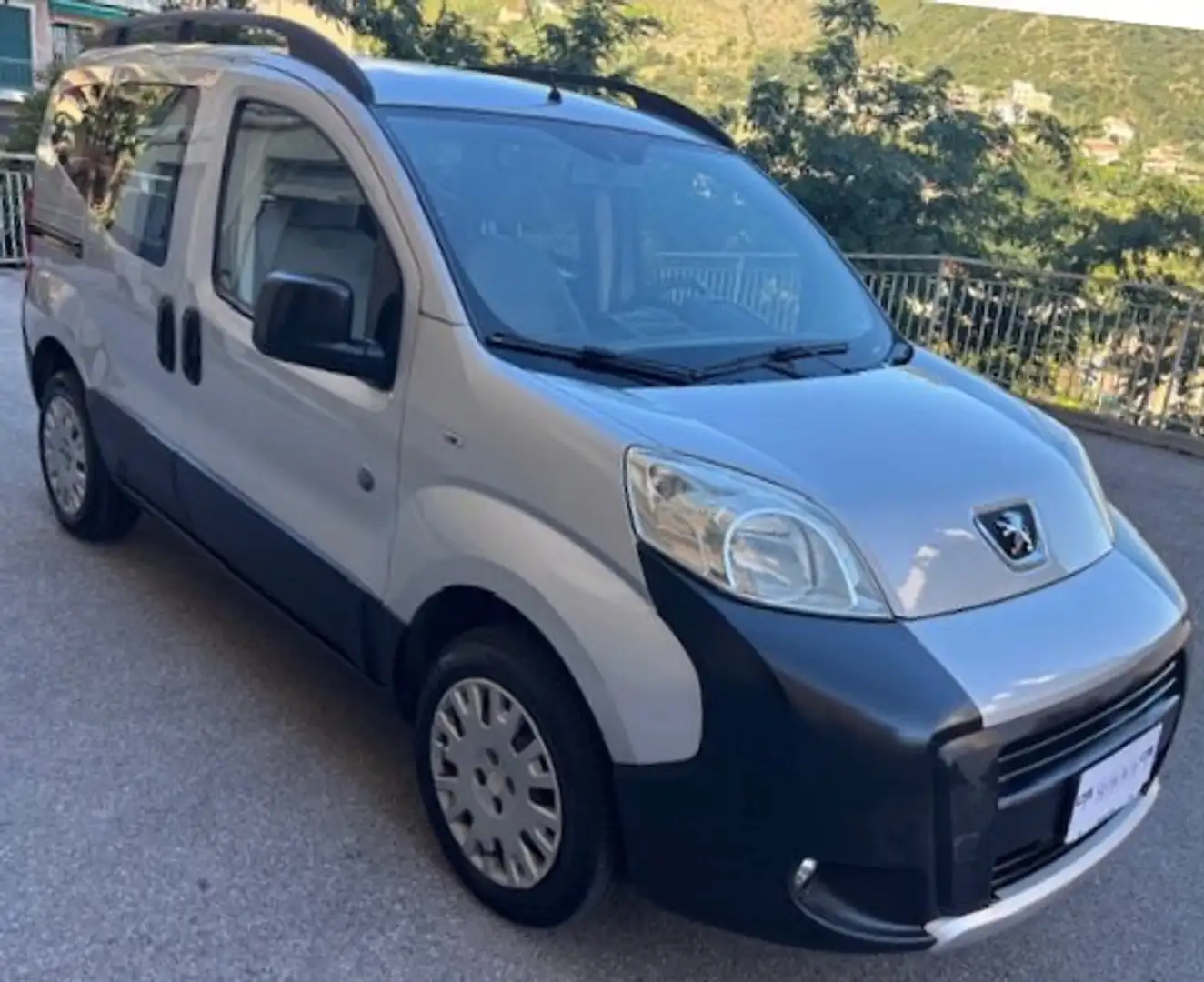 Peugeot Bipper Tepee 1.3 HDi 75CV Outdoor Argento - 1