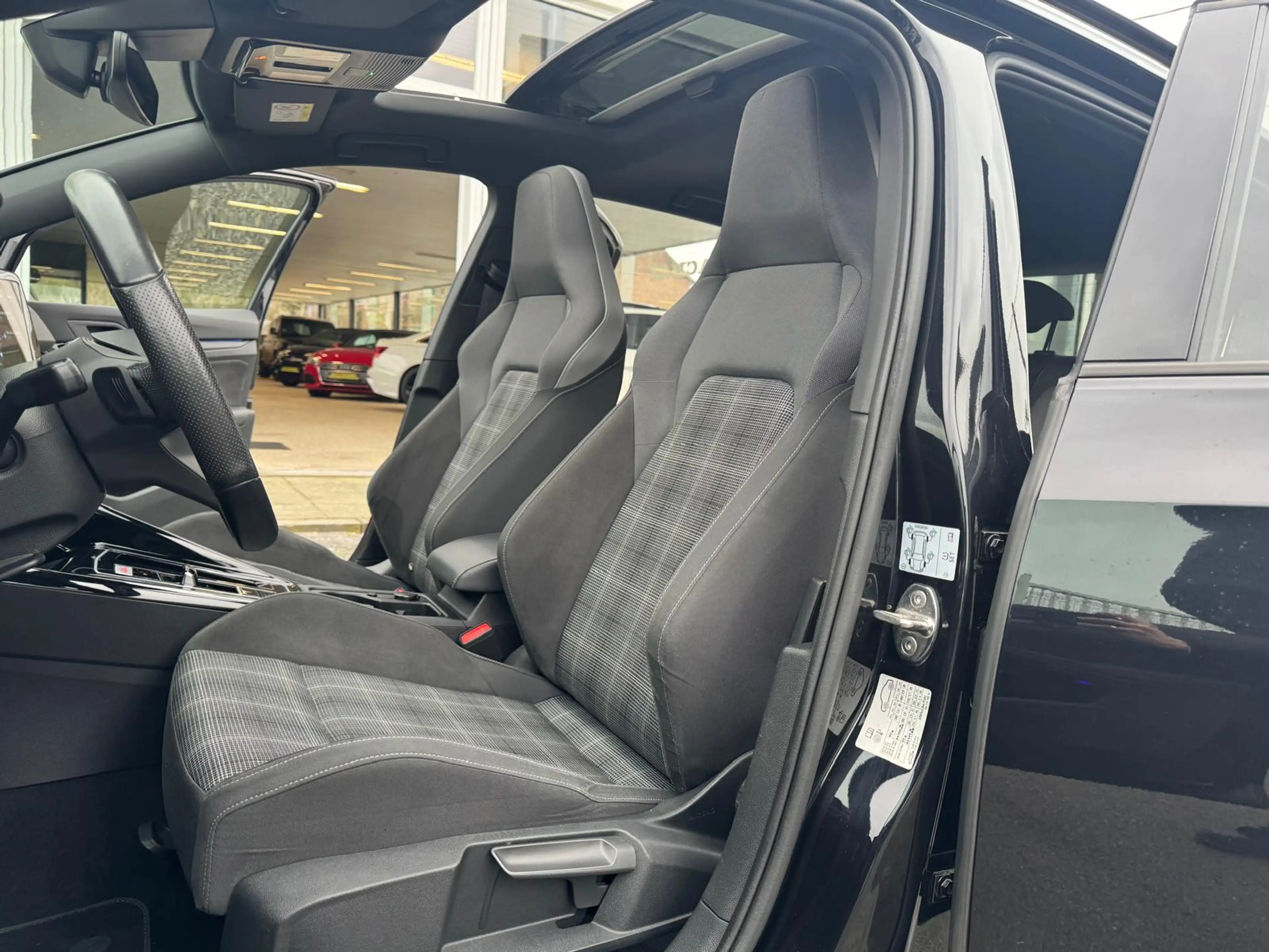 Volkswagen Golf GTD Golf 2.0 SCR TDi DSG 200CV TOIT PANORAMIQUE COCKPI — photo 15