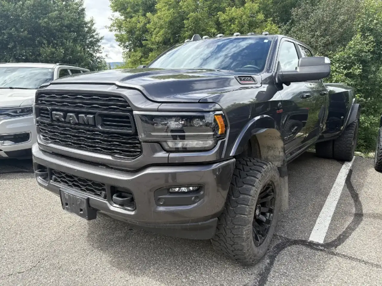 RAM 3500 снимка RAM 3500