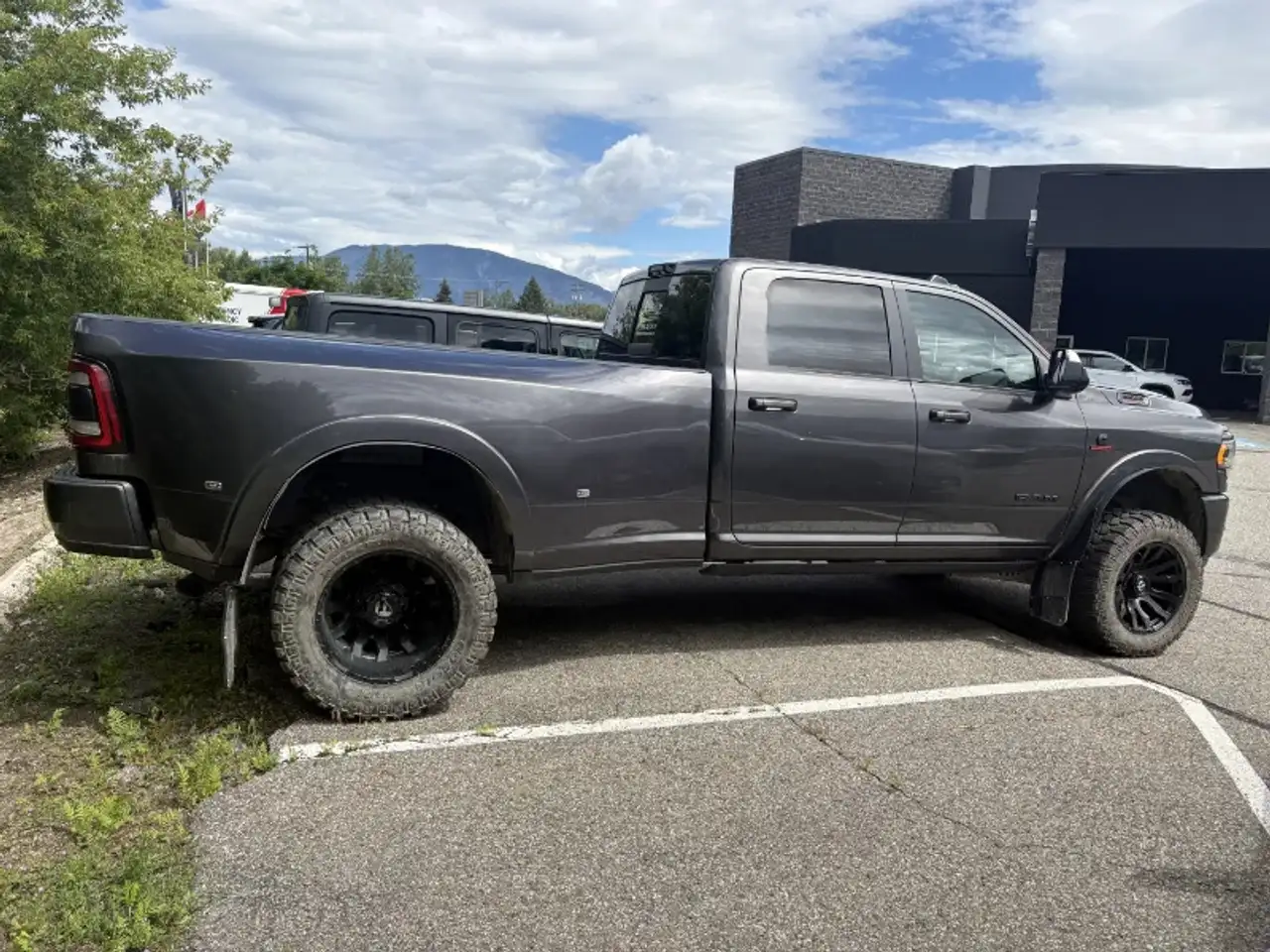 RAM 3500 снимка RAM 3500