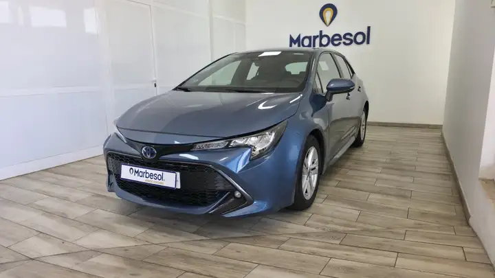 Toyota Auris 2022, foto 3