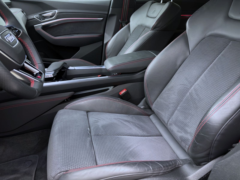 Audi Q8 Sportback 55 e-tron Q S LINE PANO NAVI+ B&O L — photo 10