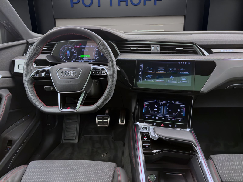 Audi Q8 Sportback 55 e-tron Q S LINE PANO NAVI+ B&O L — photo 14